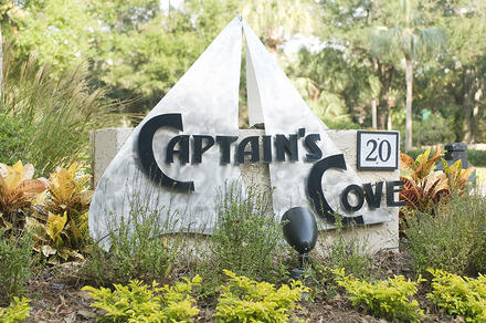 Captain’s Cove Villas