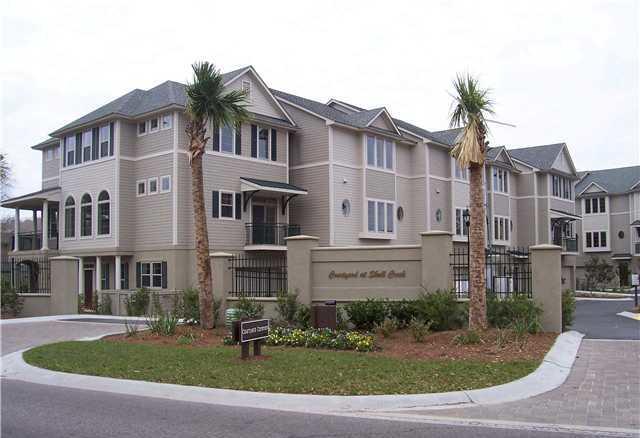 Courtyard at Skull Creek