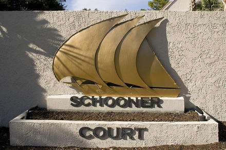 Schooner Court Villas